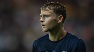 2018_rubchinskii_d8c98104.jpeg (4.2 Kb)