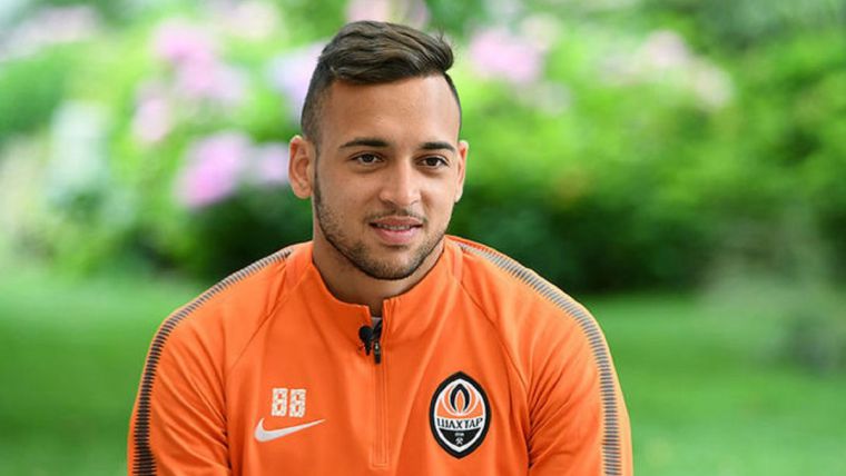 06_maikon.jpg (39.17 Kb)