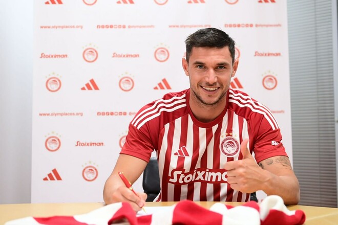 93_yaremchuk_olimpiakos_ade70be4.jpg (60.27 Kb)