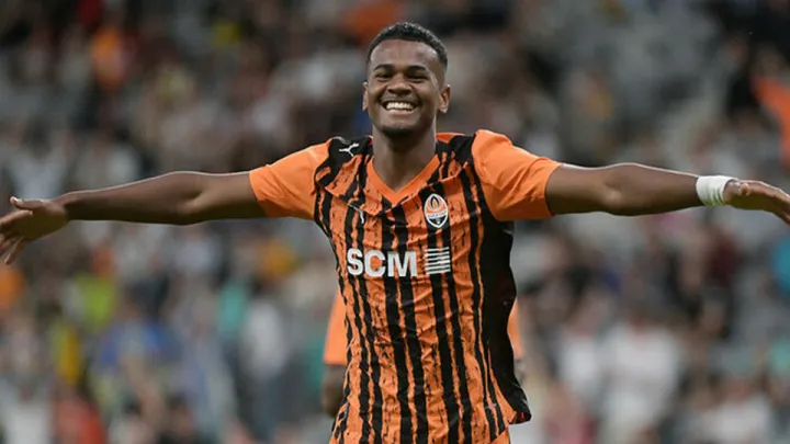 a_alisson221-720x405_df0019a7.webp (27.99 Kb)
