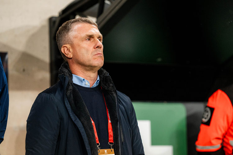 rebrov_c7b8d7.jpg (69.62 Kb)